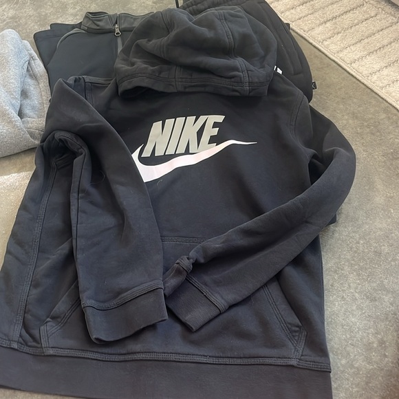 NWOT BUNDLE OF 7 NIKE YOUTH LARGE - Picture 5 of 8